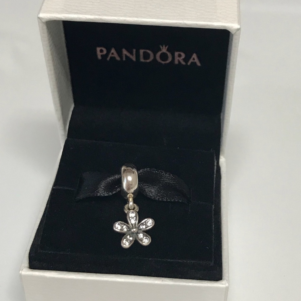 Pandora Dazzling Daisy Dangle Charm